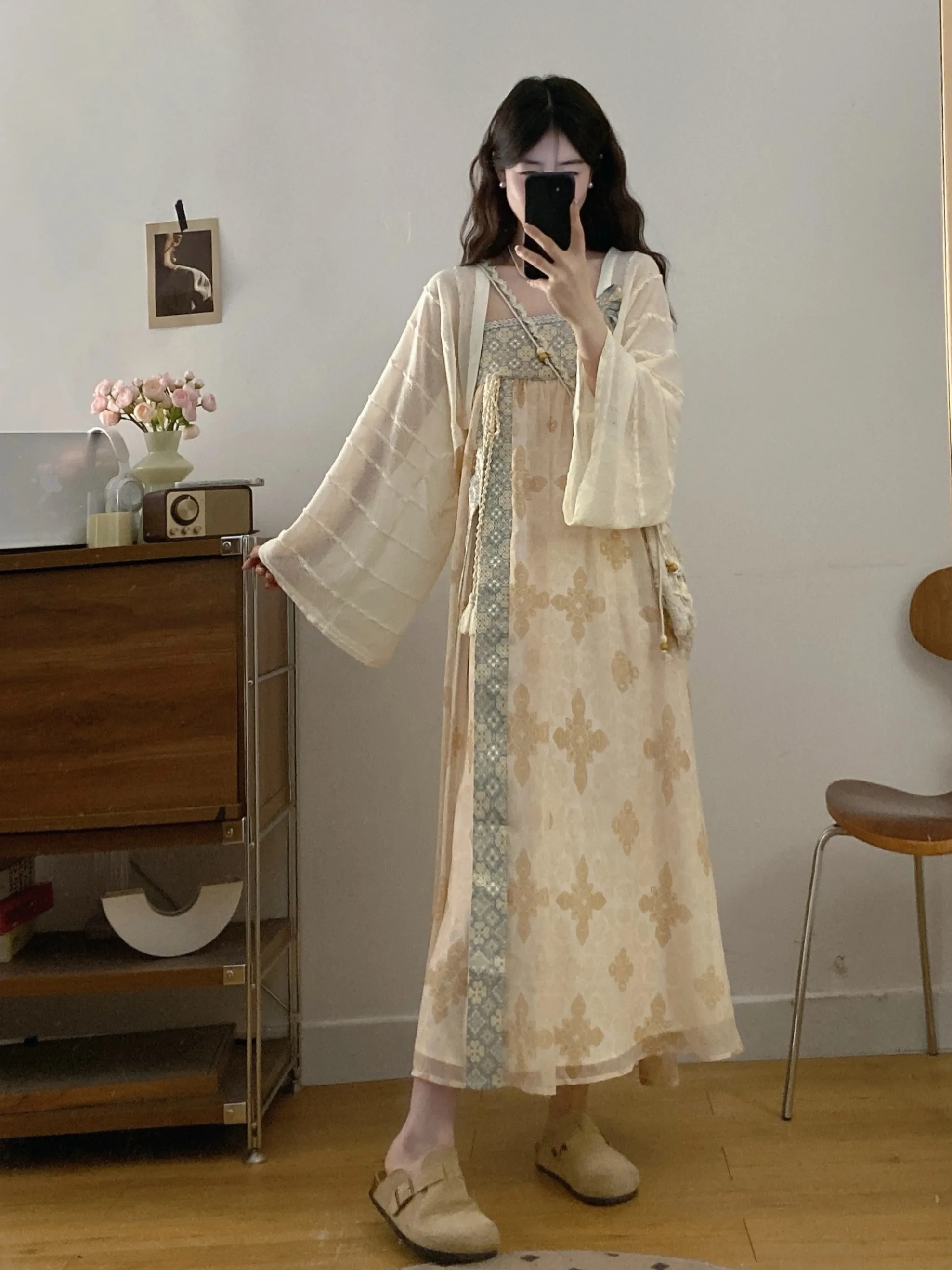 

plus Size Elegant Hanfu Two-Piece Set Long Sleeve Loose Cardigan Top Women's Summer Strapless Dress Casual Style Breathable F...