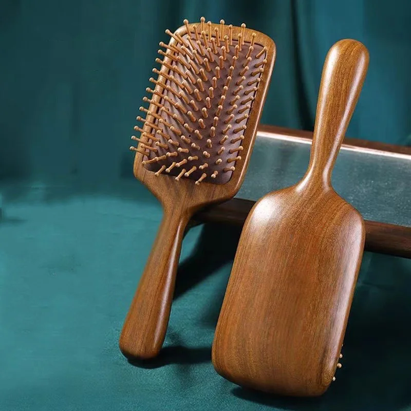 

Curved Teeth Hair Brush Ergonomic Wood Handle Green Sandalwood Anti-Static Comb Anti-Frizz Air Cushion Comb For Daily Use