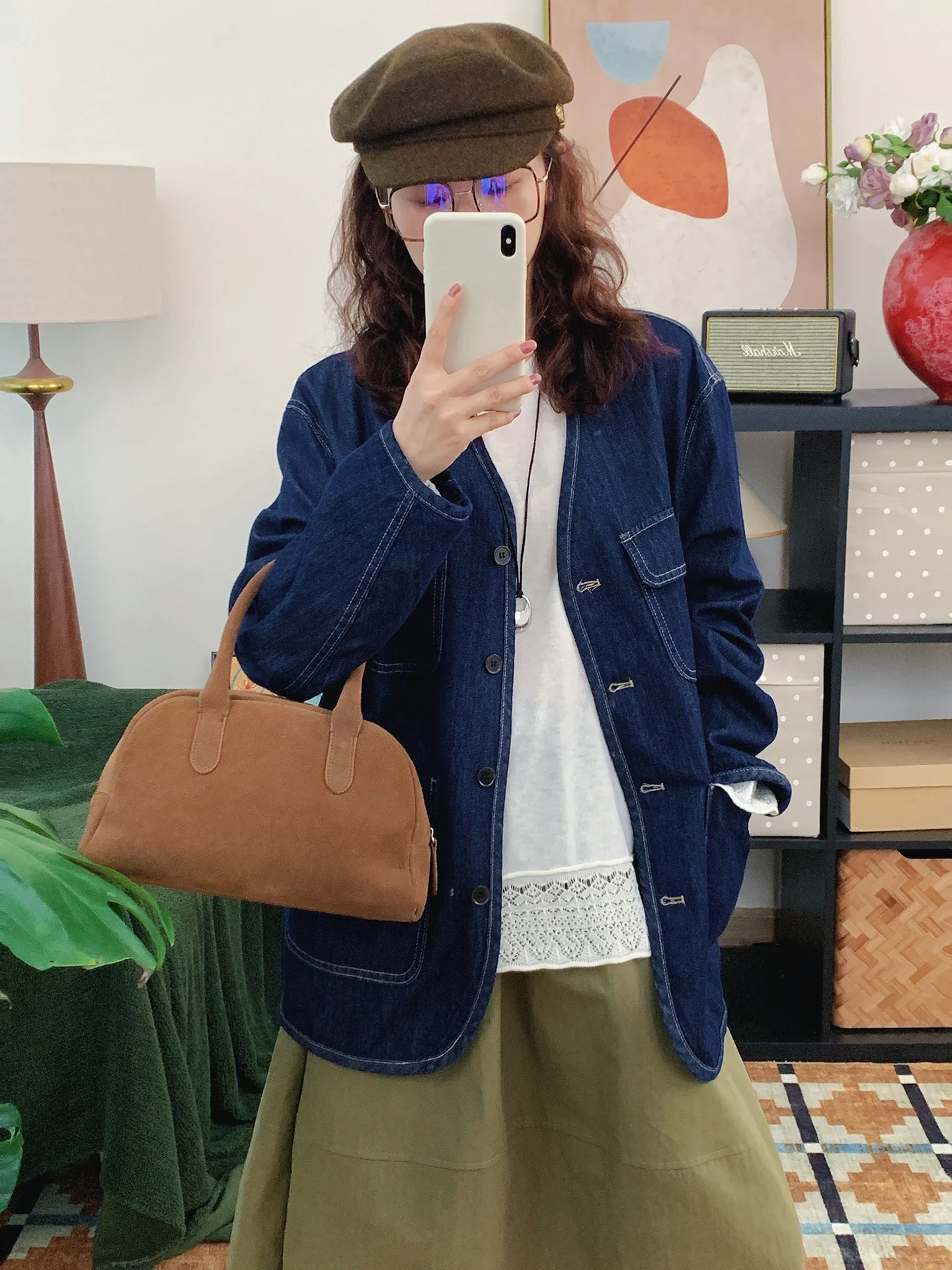 

Comfortable Vintage V-Neck Denim Jacket Women's Loose Fit Slimming Cotton Long Sleeve Mid-Length Button-Up Casual Outerwear
