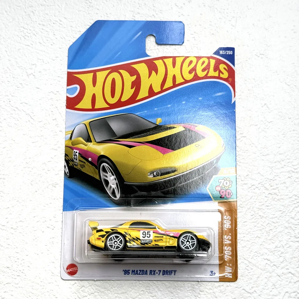 

Hot Wheels 2025 '95 Mazda RX-7 Drift Yellow 1:64 Metal Die-cast Model Toy Vehicles