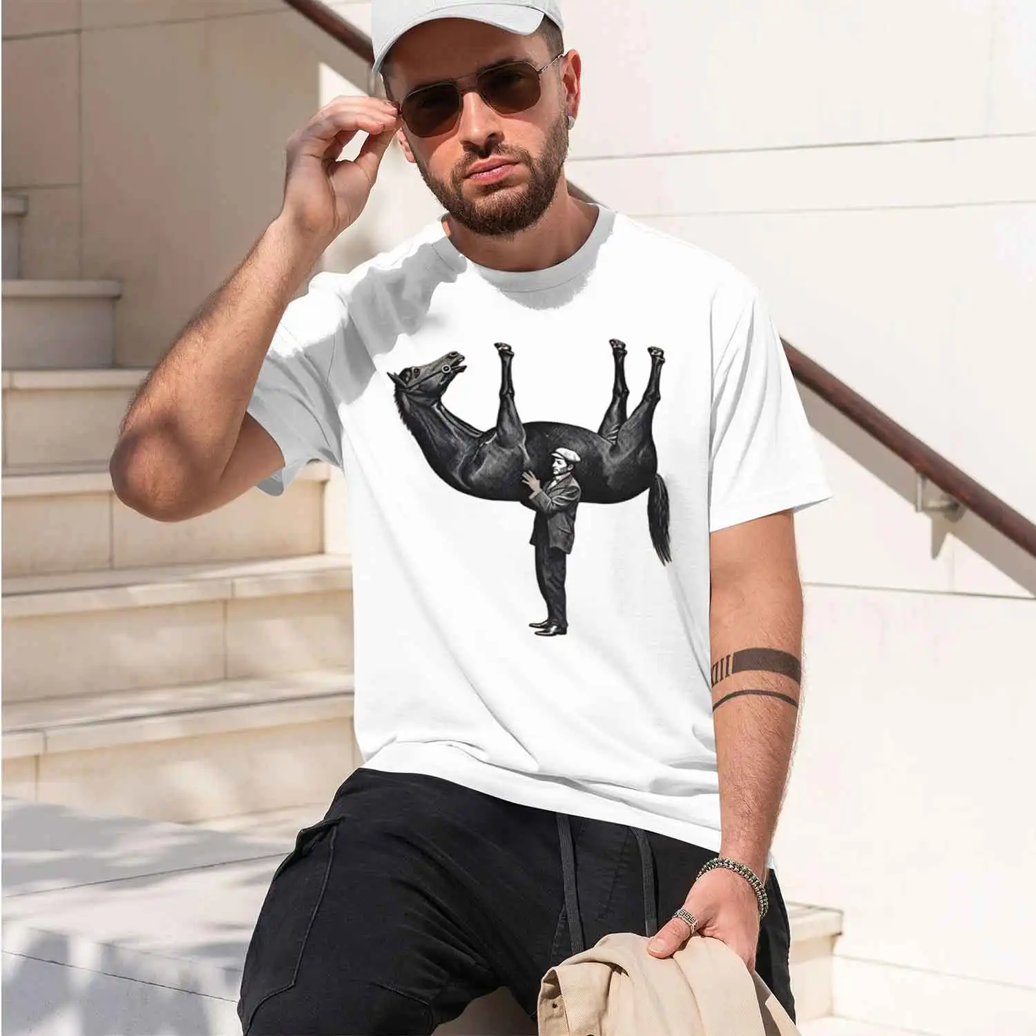 Hold r Horses T-Shirt Funny Graph Tee Internet Humor Short Sve Round Ne Printed Tshirt Male Clothing Streetwear 2026 New Model S