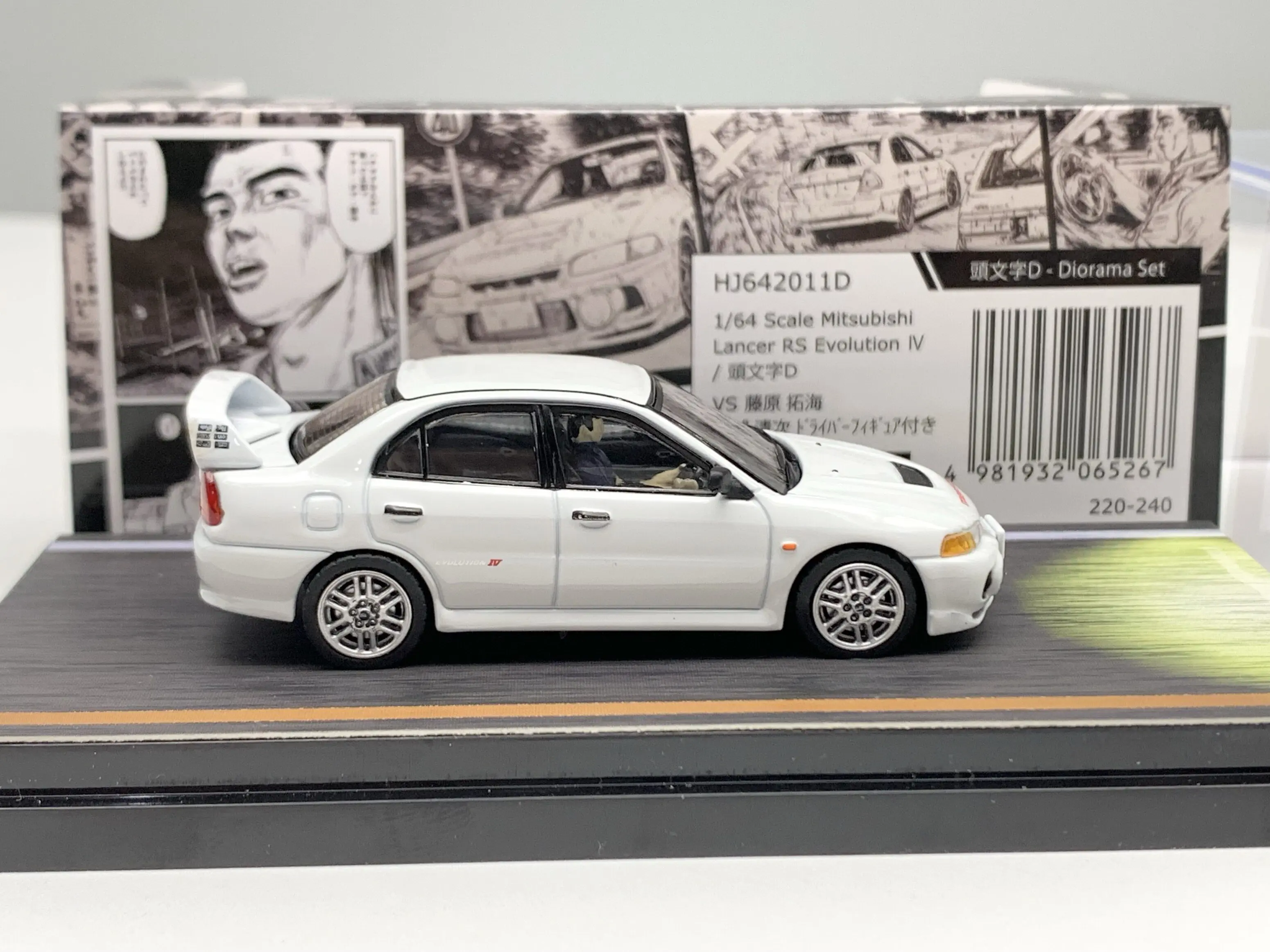 Diecast Hobby Japan 1:64 Scale Mitsubishi EVO 4 White Alloy Car Model view 4