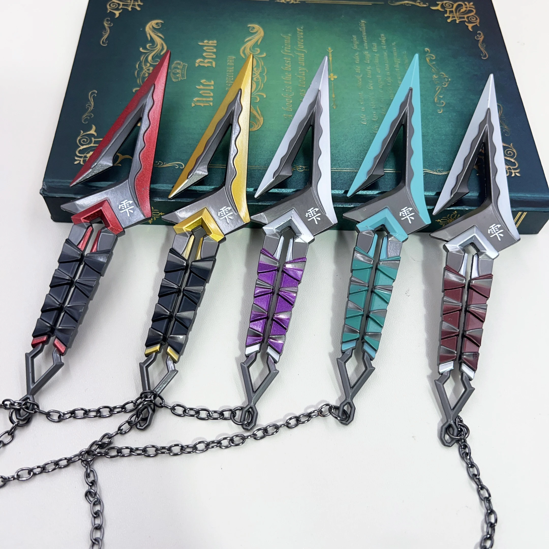 16cm Kuronami no Yaiba oro púrpura rojo doble Kunai llavero VALORANT juego periférico todo Metal Ninja Kunai modelo ornamento artesanía
