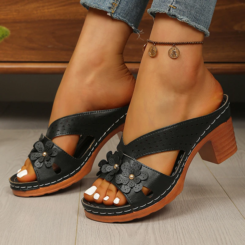 Retro Flower Decor Platform High Heel Sandals Women 2026 Summer Gold Pu Leather Roman Sandals Woman Plus Size 43 Beach Shoes - view 4