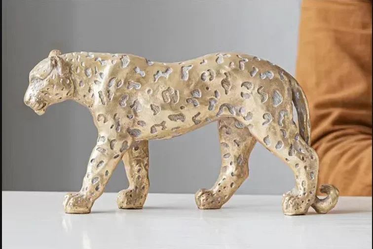 Resin Animal Sculpture Leopard Cheetah Golden Leopard Decorative Imitation Figurines Animal Ornaments Decoration Accessories