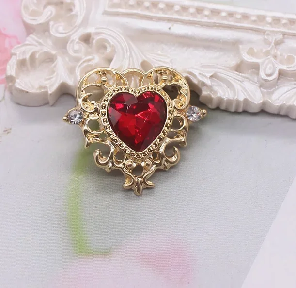 

Hollow diamond love pendant small pendant diy handmade Bucato badge decoration hanging pain bag materials