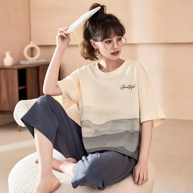 2023 Cotton pajamas women's summer short-sleeved cropped pants cartoon cute ladies plus size home service