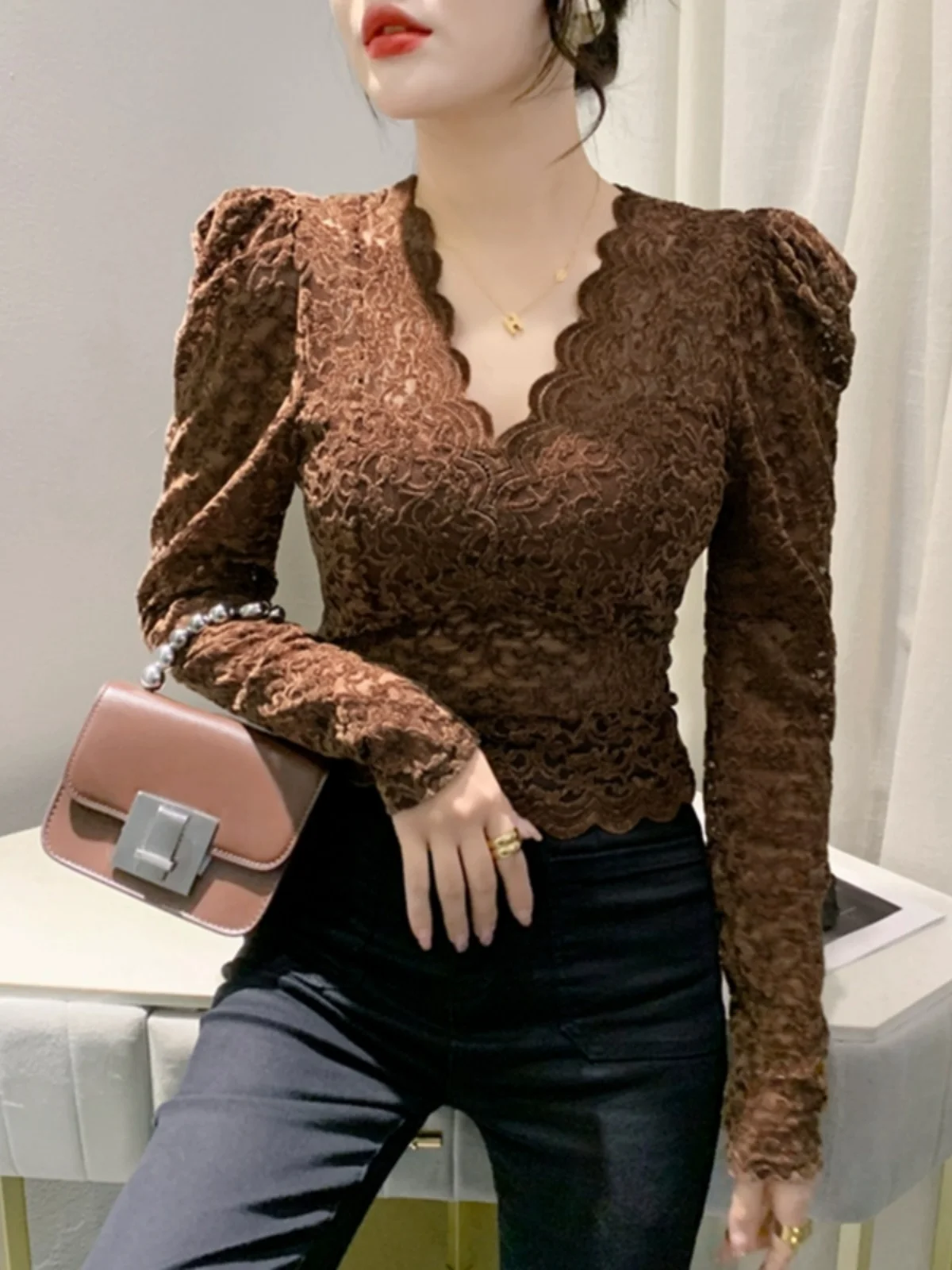 Sexy Hollow Out V-Ne Kant Irt Vrouwen Thiened Fce Lange Sve Base Irt Herfst Winter Warme Innerlijke Slijtage top