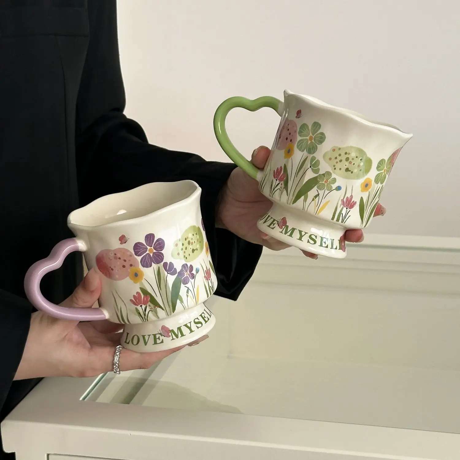 

Керамическая кружка в стиле Fench, керамическая кружка с поворотной ручкой, изысканная простая розовая кружка с тиснением, подходит для кружки Latte Art Coffee Shop,