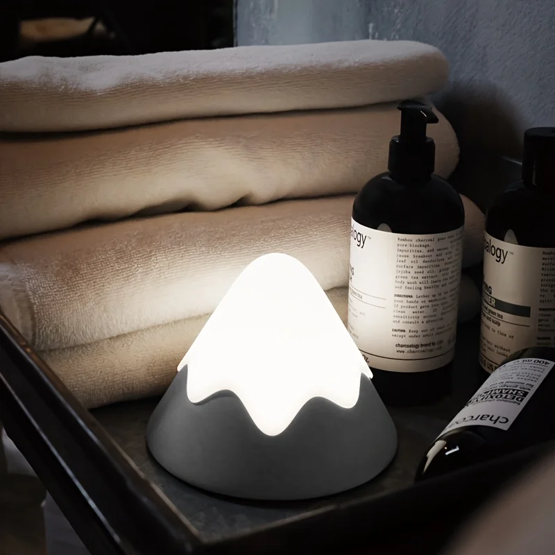 Umidificatore silenzioso dell'olio essenziale della macchina di aromaterapia con illuminazione dell'atmosfera per il regalo del purificatore d'aria della casa della decorazione della camera da letto