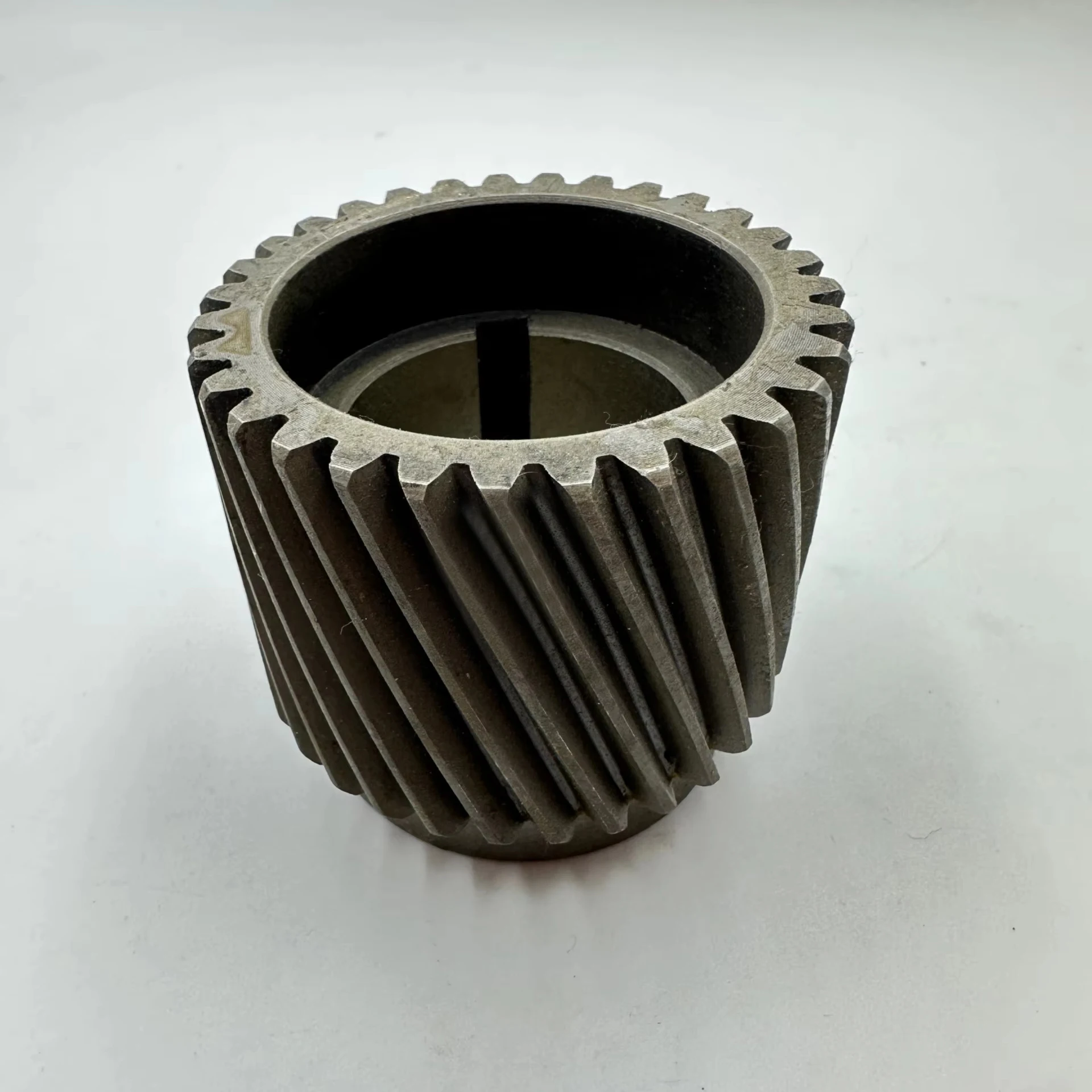 

Engine spare parts me013128 crankshaft gear for 6d31t 31t