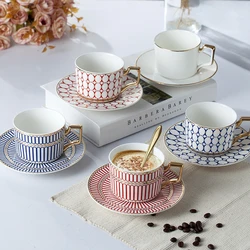 Set di piattini per tazze da caffè di lusso in stile nordico tazza in ceramica a righe tazza da tè al latte in porcellana Set di tazze da cucina bicchieri regalo creativo