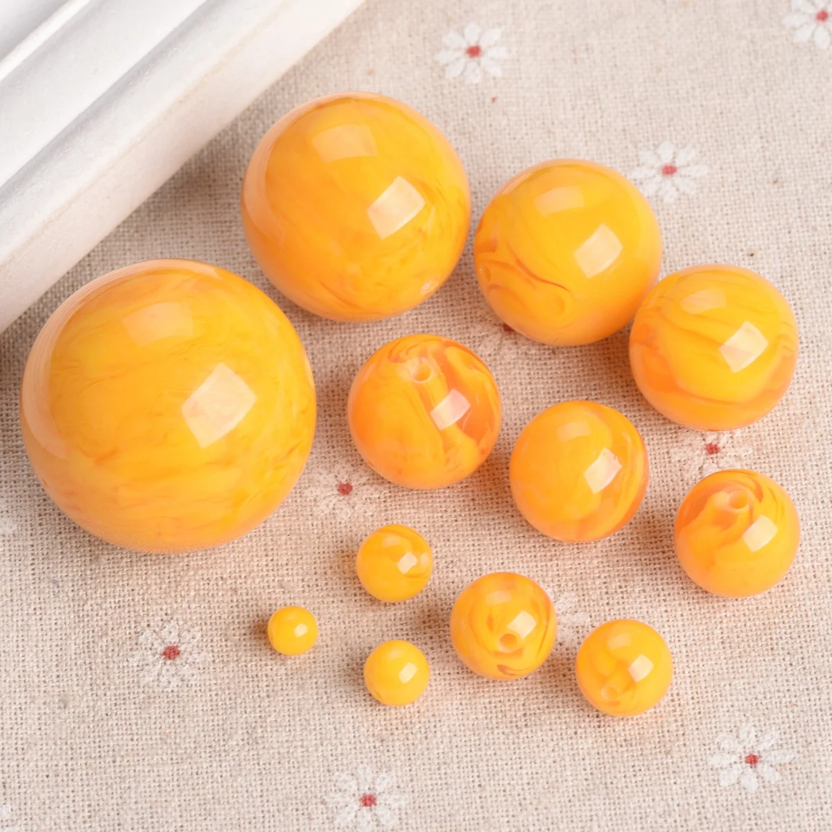 Perles Rondes en Plastique de Résine Orange Imitation Ambre, 6mm, 8mm, 10mm, 12mm, 14mm, 16mm, 18mm, 20mm, 22mm, 25mm, 30mm, 38mm, pour Bricolage de