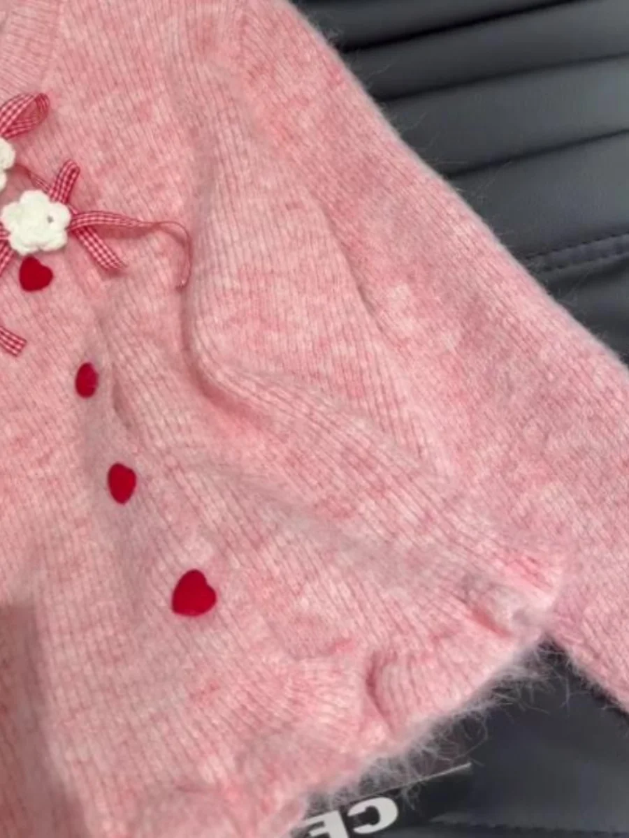 الكورية نمط القوس الوردي سترة أنيقة القلب زر سترة محبوك سترة المرأة الحلو الخيط Selvedge بأكمام طويلة