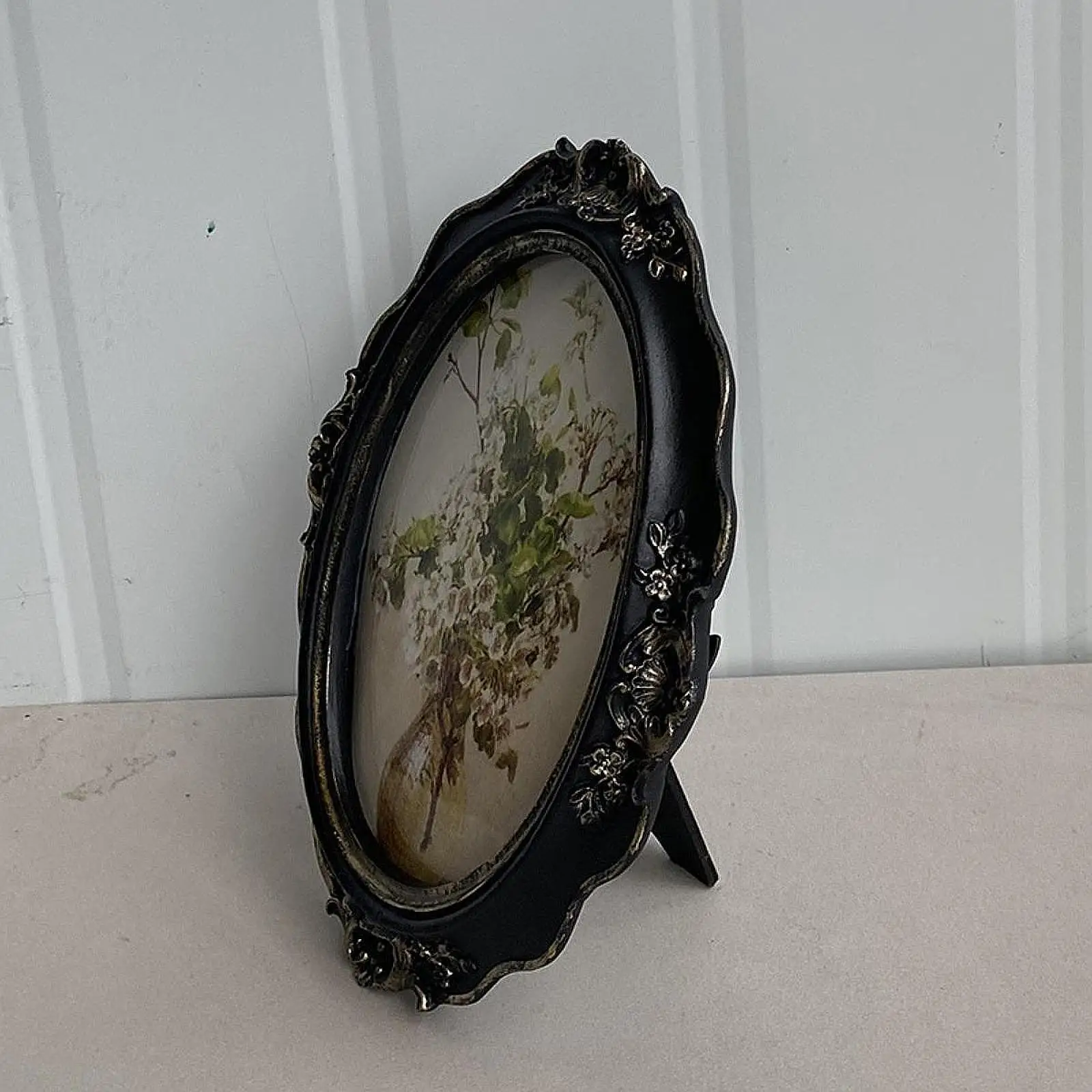 

Vintage Style Picture Frame Elegant Decorative Antique Gift Photo Holder for Wall Hanging Desktop Bedroom Hallway Home Decor