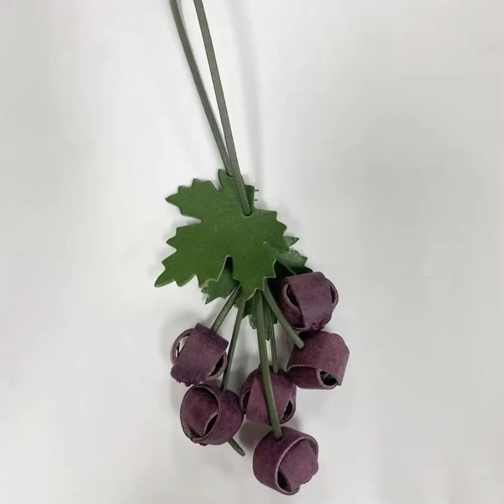 Key Chain Grape Shape Leather Pendant Weave Handmade Grape-shaped Skewer Keychain Fashion Creative Pu Fruit Bag Charm