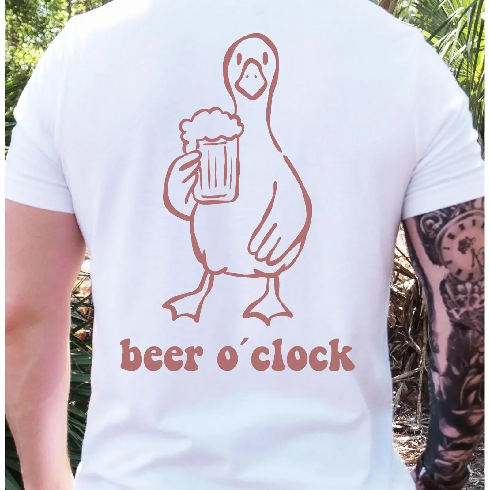 Men's Casual White T Shirt Back Print Funny Beer O'Clock Duck Holding Draft for Lovers vintage Washed Top For Everyday Wear