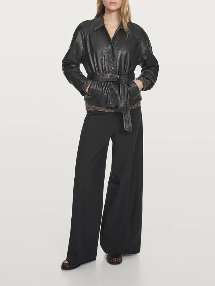 Estilo europeu novo feminino elegante e versátil cor sólida lapela manga comprida jaqueta de couro com cinto curto.