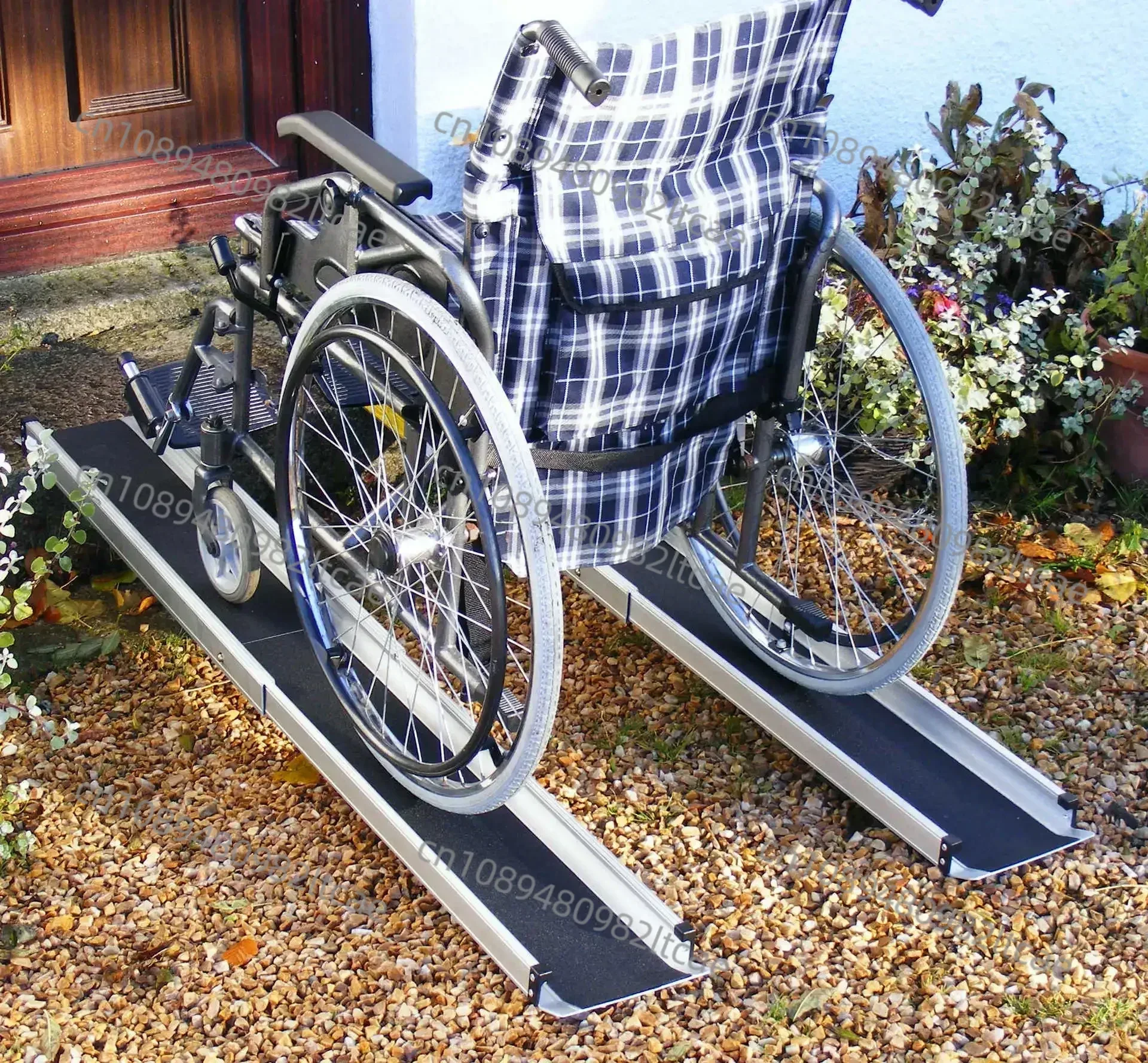 180cm 6ft Wheelchair Ramps Telescopic Portable Wheelchair Ramps Loading Ramp