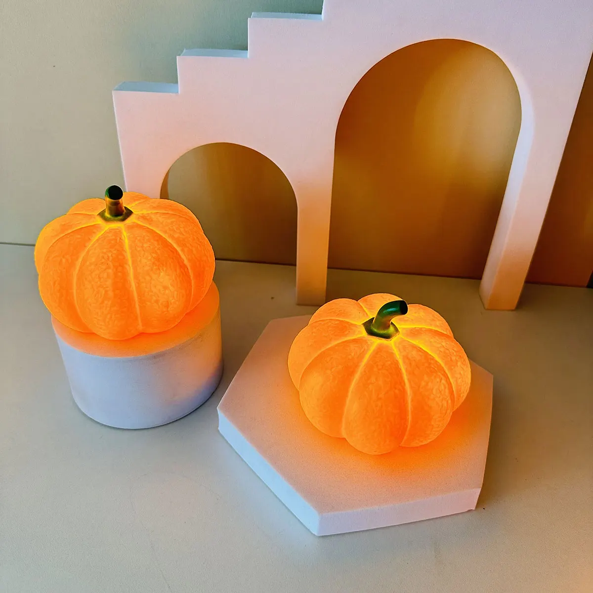 D2 Halloween Decoration 1Pcs Nightlight Bedroom Dormitory Pumpkin Creative Nightlight Soft Light Atmosphere Nightlight Sleeping