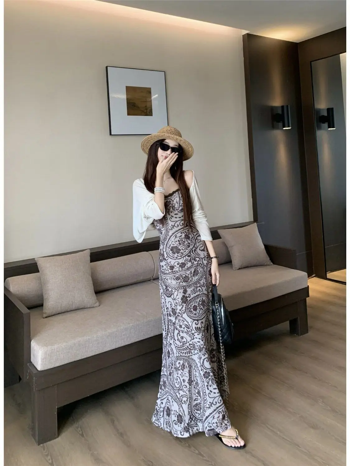Retro Floral Print Halter Dress Women's Summer Unique Stylish Slimming Holiday Long Dress Bohemian Style High Waist A-Line Skirt