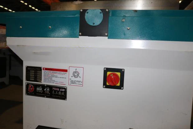 

Комбинированный деревообрабатывающий станок STR Wood Helix Surface Planer Jointer - высокоточный инструмент для деревообработки