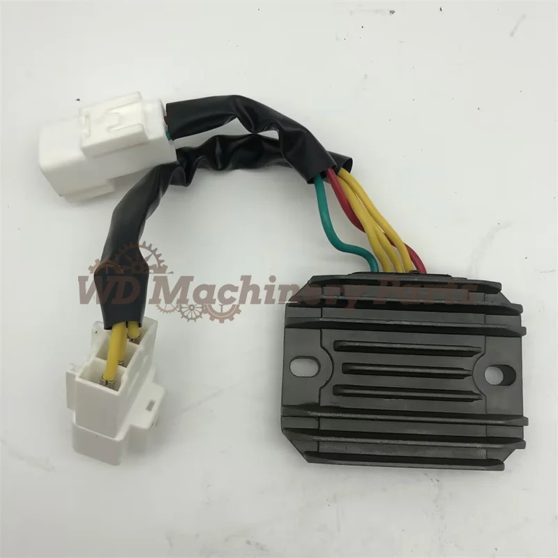 

For Piaggio LIBERTY 125 150 FLY125 FLY 125 58204R Motorcycle Voltage Regulator Rectifier For Vespa Vespa 946 125 LX125