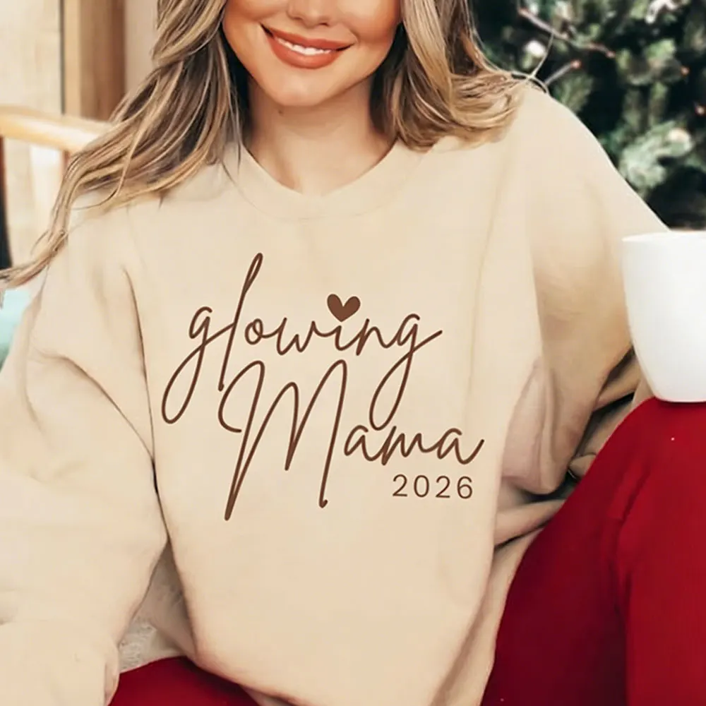 Glowing Mama 2026 スウェットシャツ ママになる人向け クルーネックセーター 妊娠発表 プルオーバー 新年 妊娠中のお母さんへのギフト