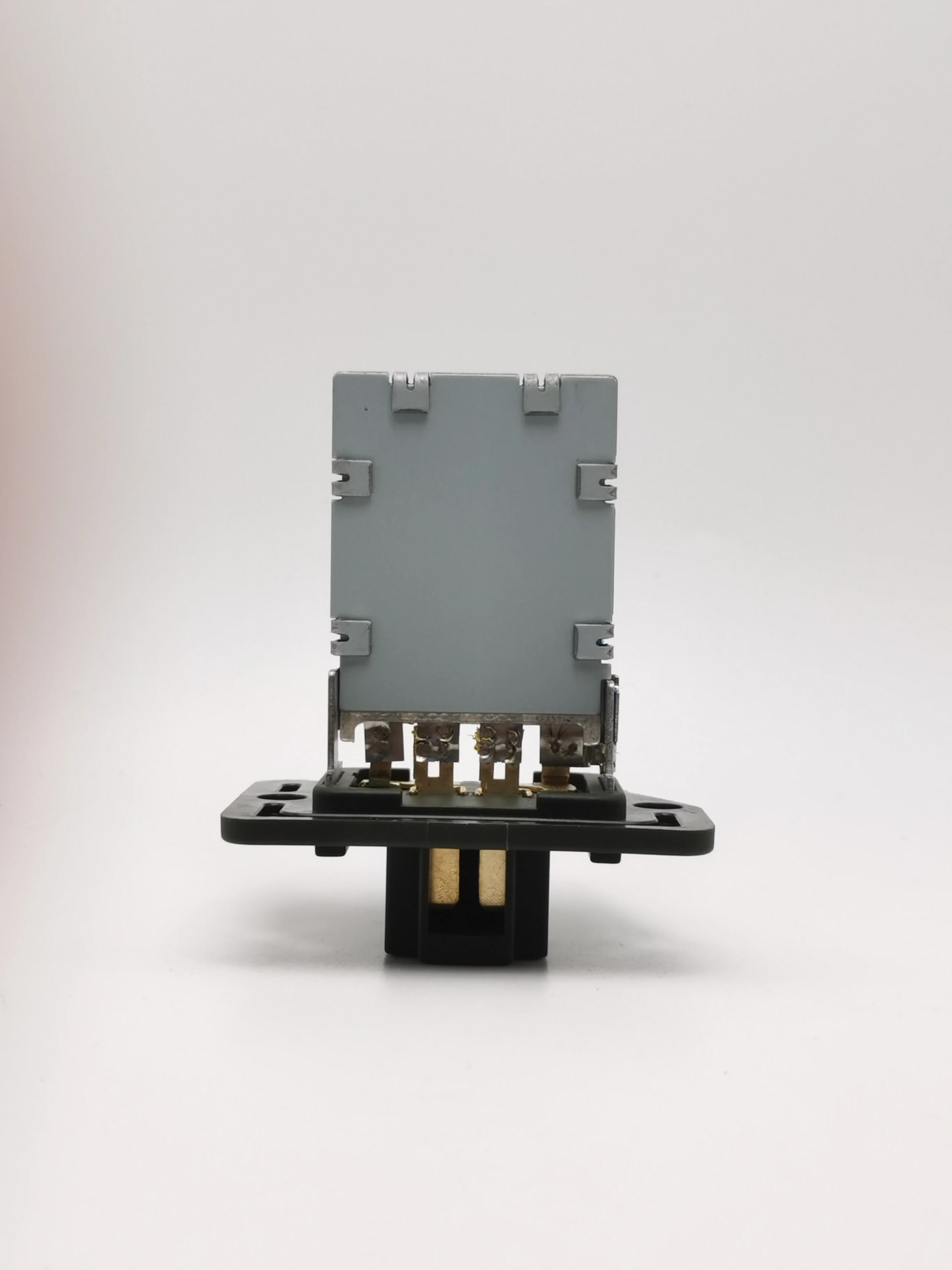 

Резистор двигателя вентилятора Hvac подходит для Kia Sedona OEM: 971154H000, SW11748C