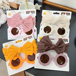 1 takım moda bebek saç gözlük aksesuarları Set naylon yaylar kafa yenidoğan kız için güzel Hairclips bebek güneş gözlüğü şapkalar