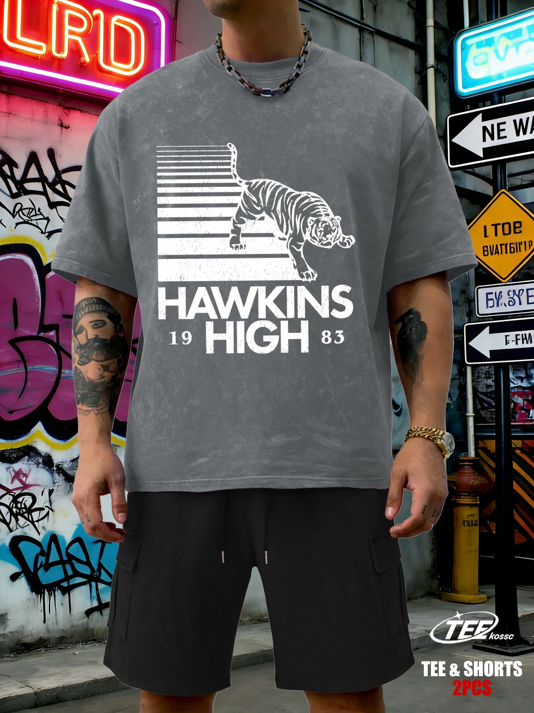 

Комплект из футболки и шорт Hawkins 1983 High School: мужской повседневный дышащий комплект, унисекс, модный ретро-стиль, свободные хлопковые топы и шорты