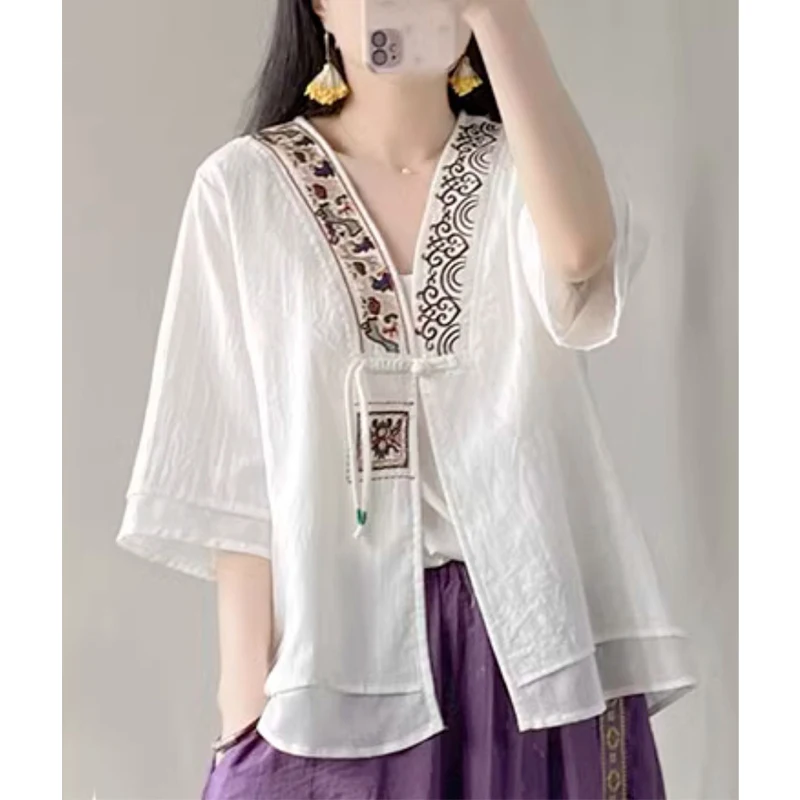 Women Vintage Chinese Ethnic Style Embroidery Patchwork Shirts V Neck Half Sleeve Cotton Linen Blouses Summer Female Loose Tops