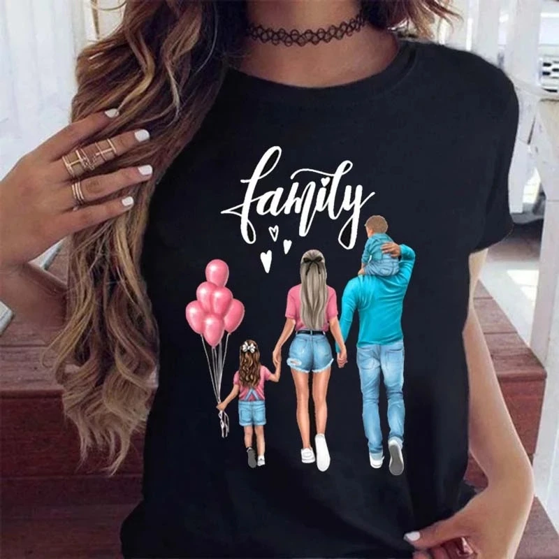Black women's T-shirt cartoon family print summer knitted short-sleeve T-shirt print features children father and mother pattern