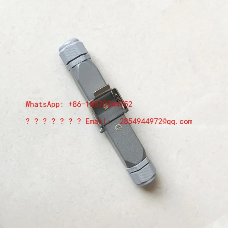 

Шестиконтактный штекерный разъем, импортный, универсальный для вилочных погрузчиков