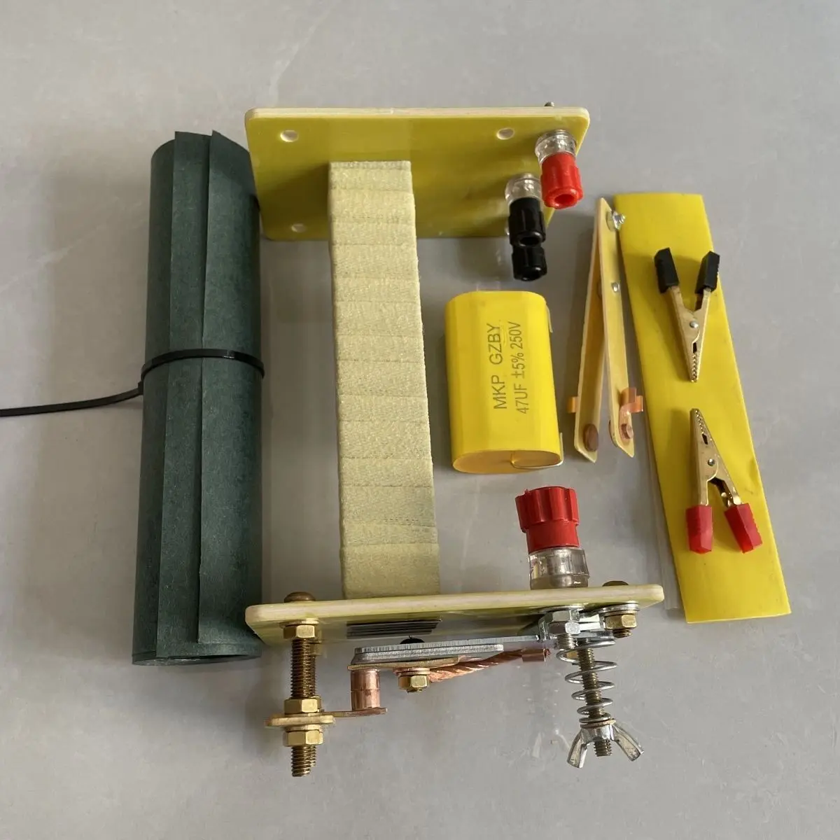 Insulated Baffle and Jumper Post for Machine Processing with Copper Screw and Insulating Paper Accessories