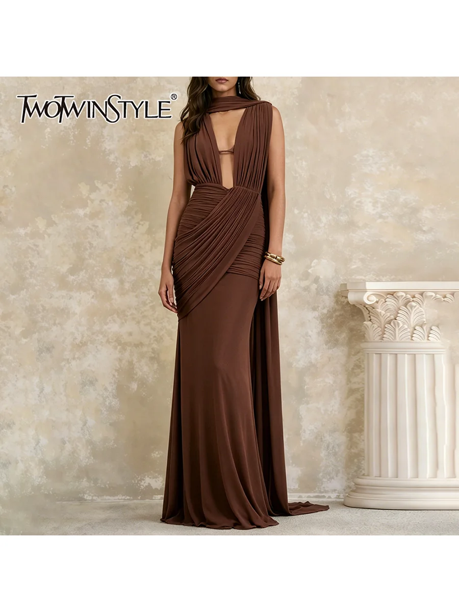 TWOTWINSTYLE Sexy Hollow Out Dresses for Women Halter Sleeveless High Waist Slimming Solid Folds Dress Female Fashion Clothing
