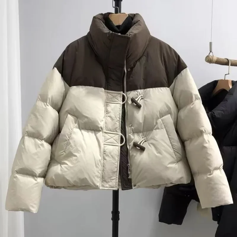 Abrigo de algodón de gama alta, Parkas cortas, Chaqueta de algodón cálida para Mujer, diseño elegante holgado de retales para invierno, prendas de vestir exteriores a prueba de viento para Mujer, nuevo