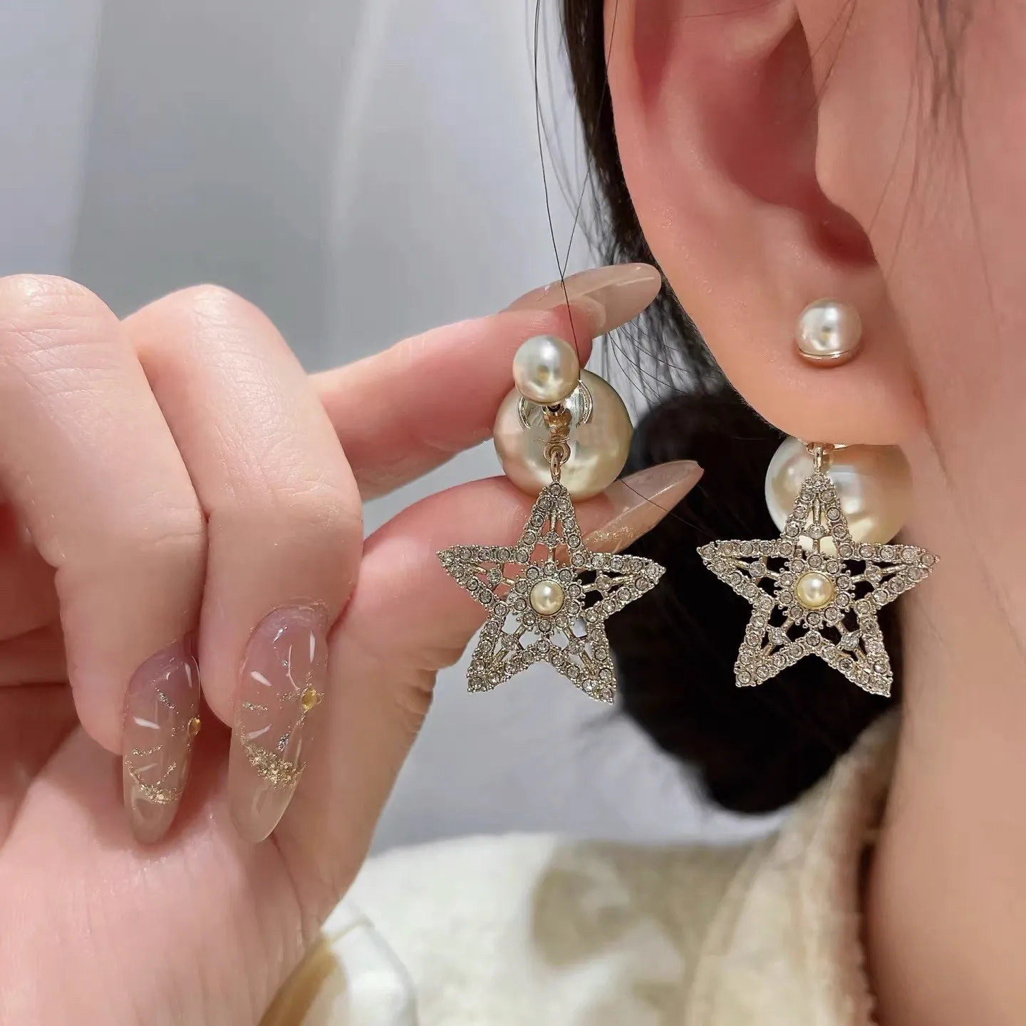

Full Diamond Pentagram Pendant Pearl Earrings Female CD Star Earrings D Home Super Hot New Style Charm Earrings