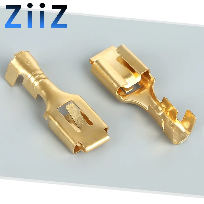 50 sztuk 6.3mm samochodowy zacisk zaciskany męskie złącze widełkowe mosiężne szpilki ZiiZ Auto Splice zaciski przewodów DJ611-6.3A złoto