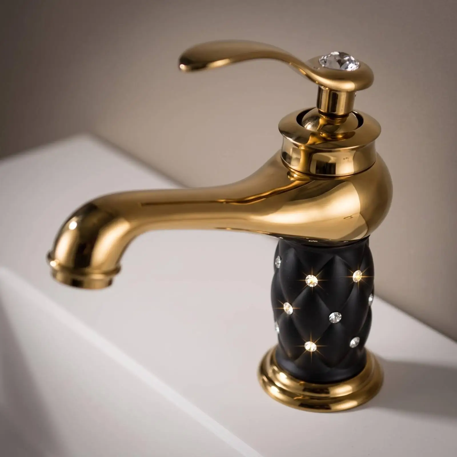 Single Lever Bathroom Basin Mixer Tap Brass Ceramic ABS Plastic for Washroom Sink Elegant Faceted Rhinestone Style