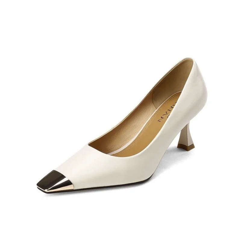 

French square toe high heels for women, slim heels, niche design, high-end temperament, shallow mouth professional single shoes