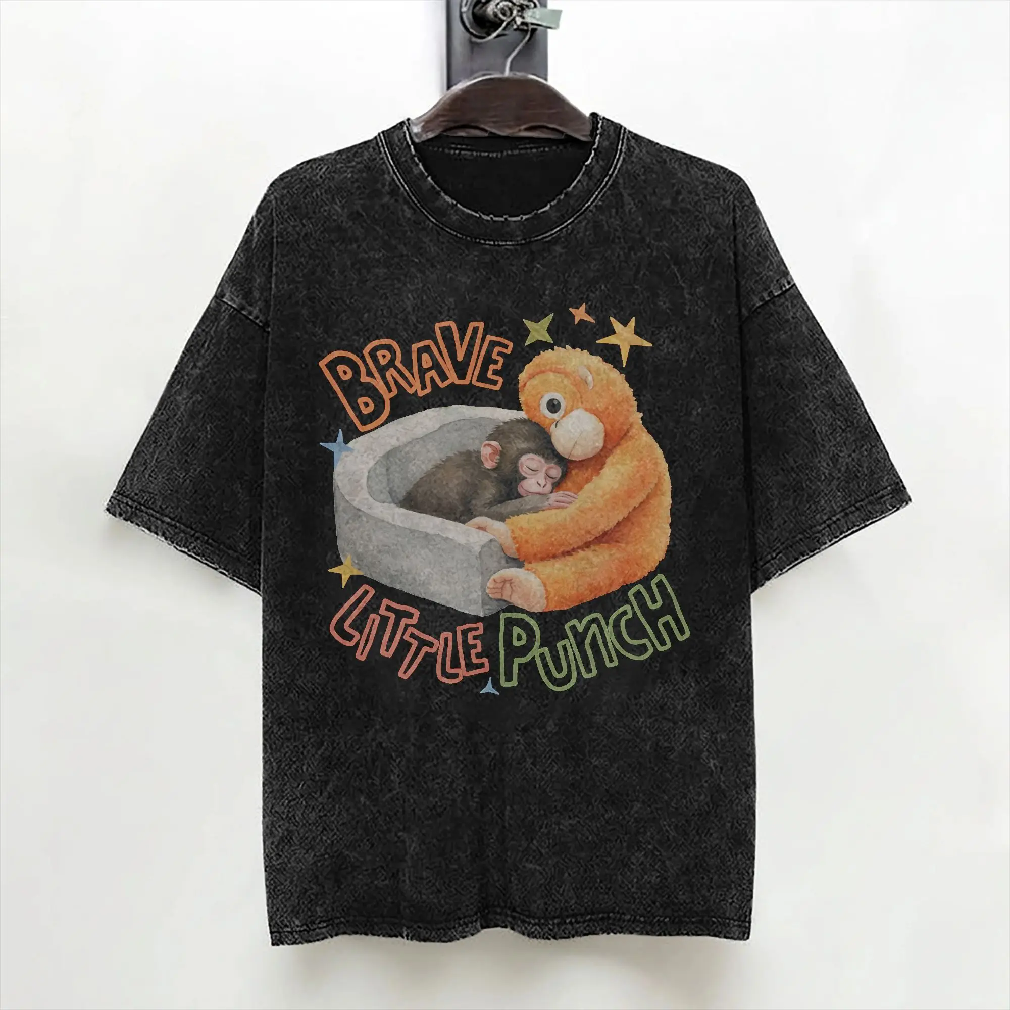 Baby Monkey Punch Holding Plush Toy T Shirts Washed 100% Cotton T-Shirts  Vintage Men Women Streetwear Printed Tee Shirt