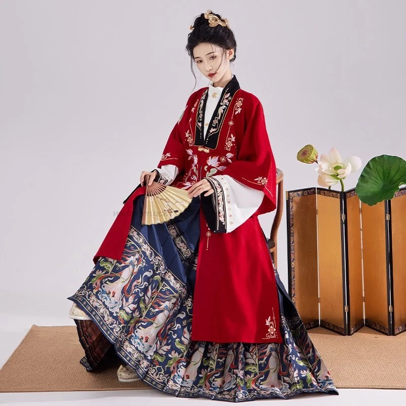 

Hanfu Dress Women Winter Warm Embroidered Red Hanfu Costume Christmas New Year Party Outfit Women Cosplay Ming Hanfu Clothing