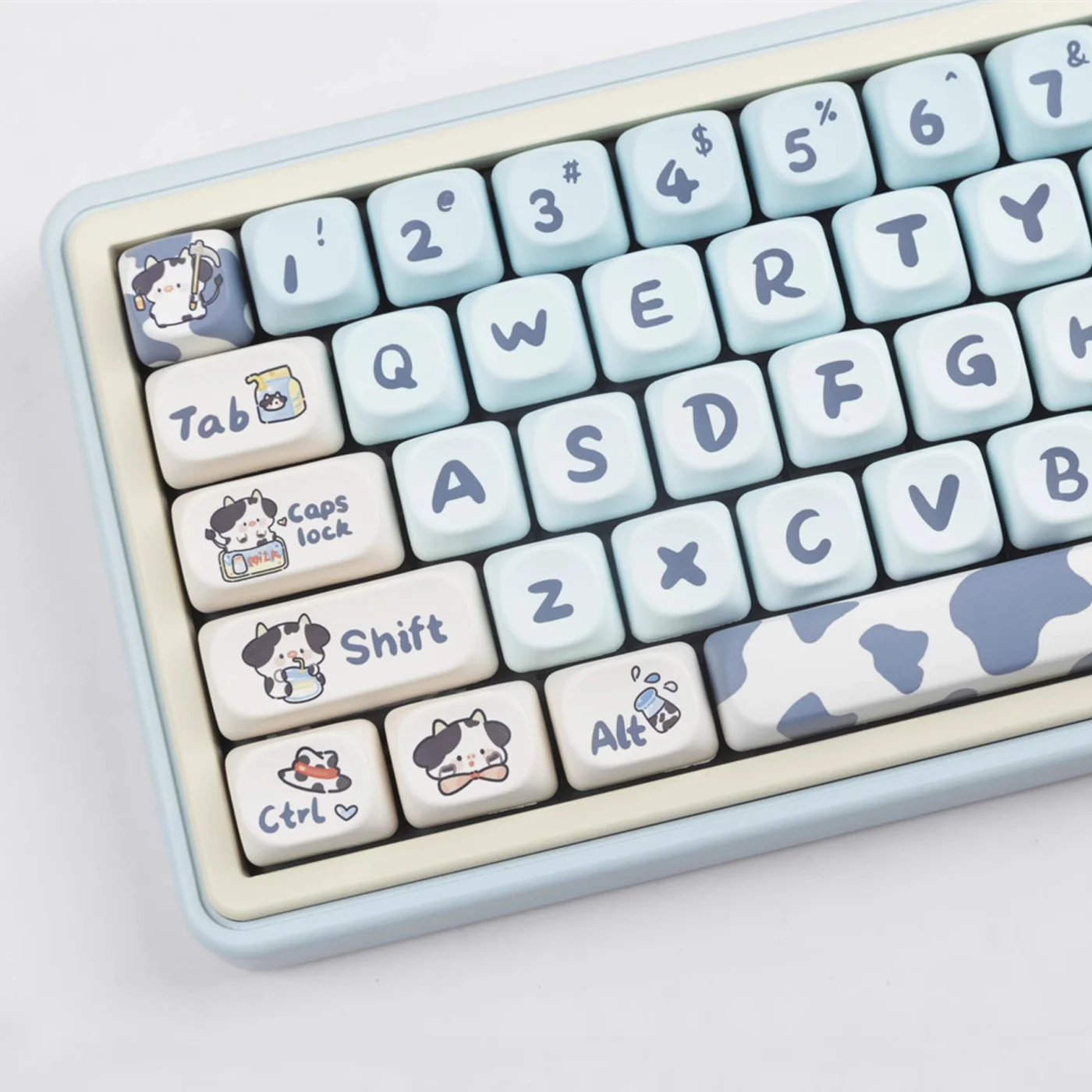 

Kjeow Cartoon Milk Cow 142 Keys MOA PBT Blue Dye Sublimation DIY Custom Mechanical Keyboard Accessories Keycaps for MX Switch