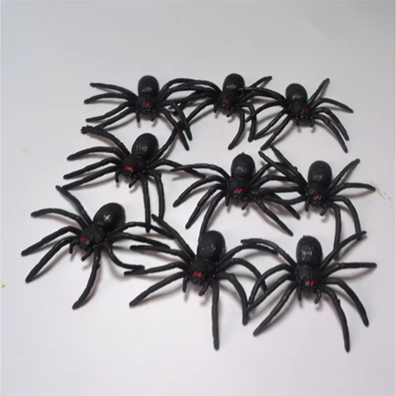 Simulation fly Toy Spider toys Halloween Gadget Gags Practical Jokes Toys Plastic Bugs Insect Model 1pcs