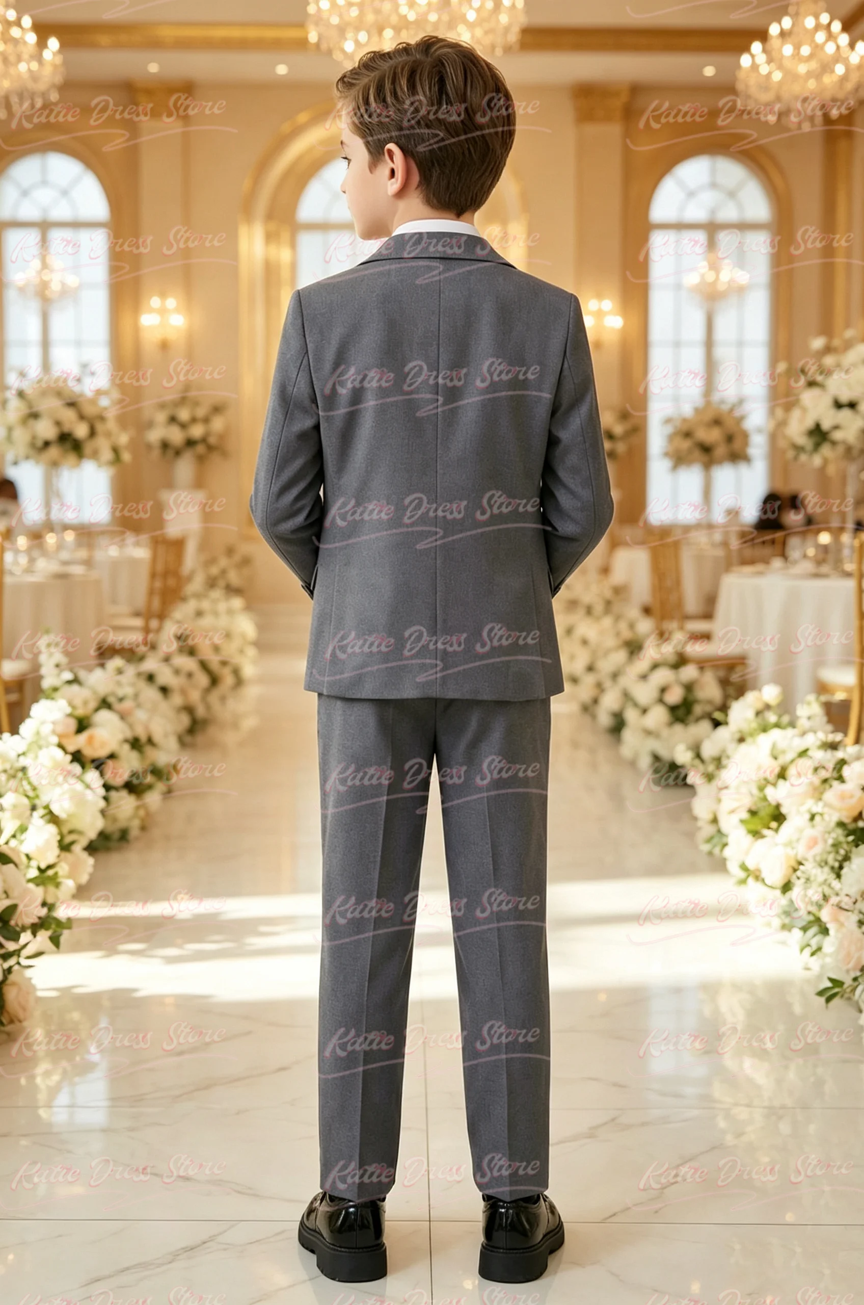Customized Elegant Boys Classic Grey 3-Piece Suit for Weddings with Notch Lapel Birthday Party School Performance Wear ﻿