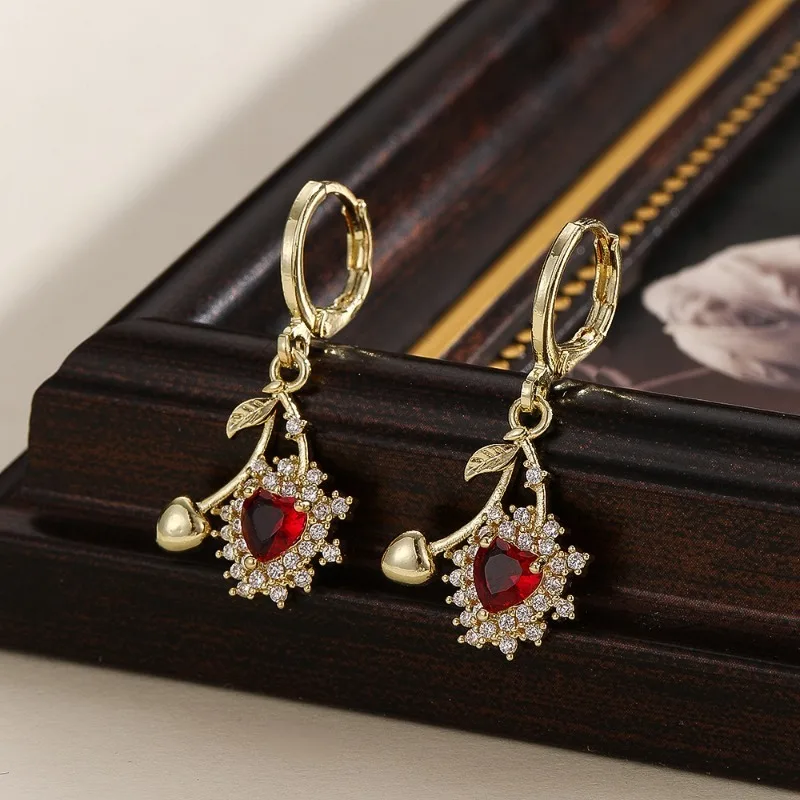 

New copper inlaid zircon three-dimensional love cherry ear buckle small fresh and cute versatile earrings, engagement earrings
