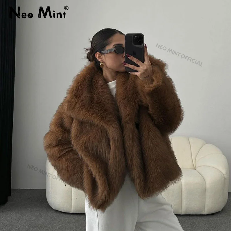Neo Mint 2024 Winter Iconic Blogger Fashion Fluffy Square Collar Faux Fur Coat Women Ins Hot Chic Girls Fox Fur Jacket Odzież wierzchnia
