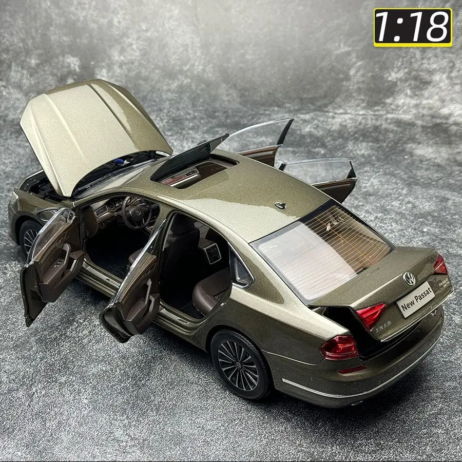 Oryginalny 1:18 Brand New Passat 2016 SAIC Volkswagen Alloy w pełni otwarty model samochodu kolekcja ozdób