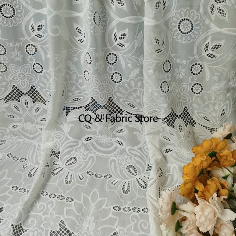 130cm de ancho blanco roto 3D flor bordado tela de gasa DIY vestido/ropa/mantel/material de cortina tela de diseñador